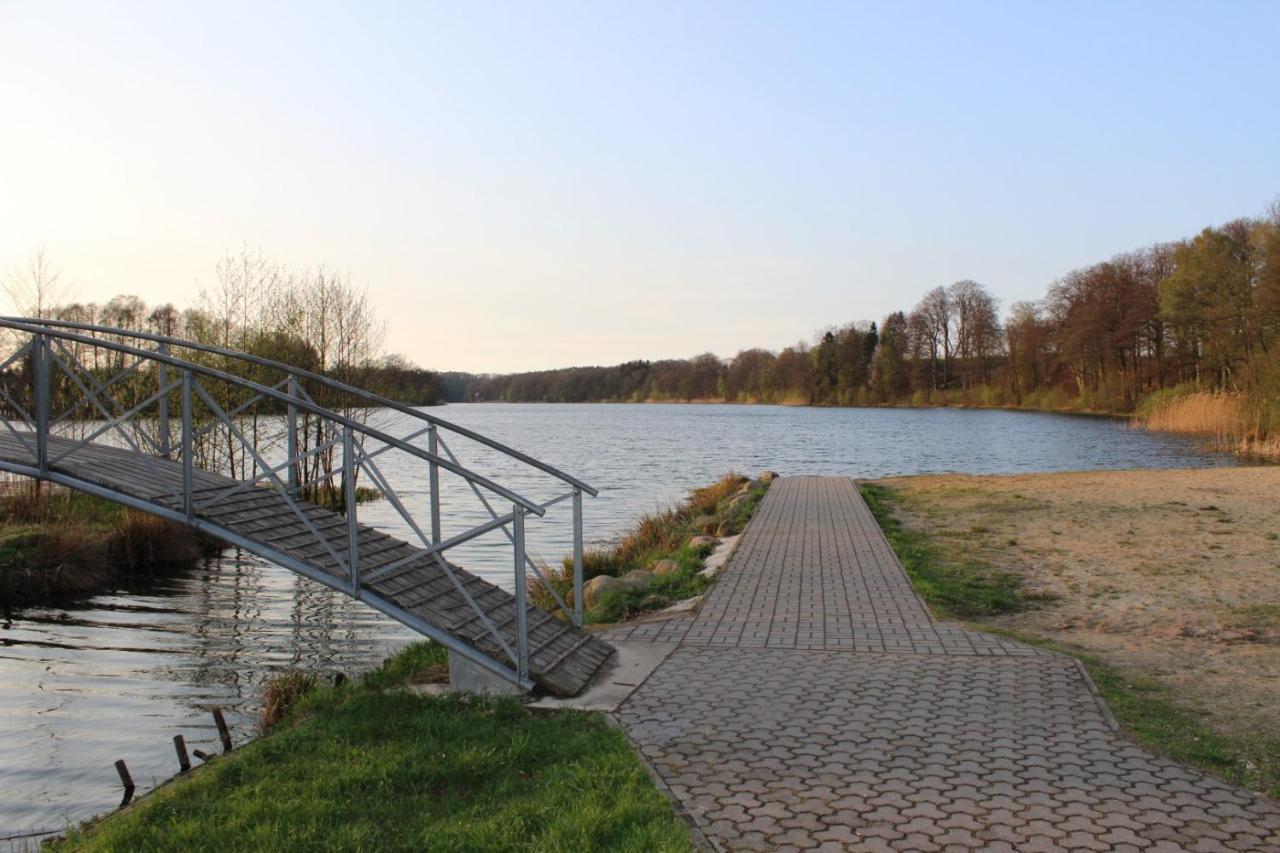 Świdwin Domek Nad Jeziorem Bystrzyna מראה חיצוני תמונה